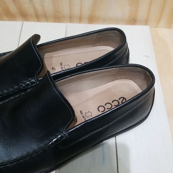 ECCO 'Classic Moc 2.0' MenBlack Leather Loafers EUR 47 | US 13 - Picture 4 of 8